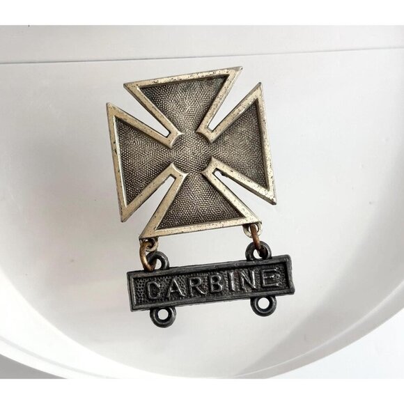 Sterling U.S. Army Carbine Marksman Badge Charm Silver Iron Cross Brooch Pin - Picture 1 of 9
